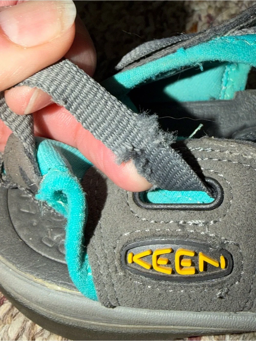 Keen Women's size 7.5 Gray and Teal Closed-Toe Outdoor Sandals hiking walking